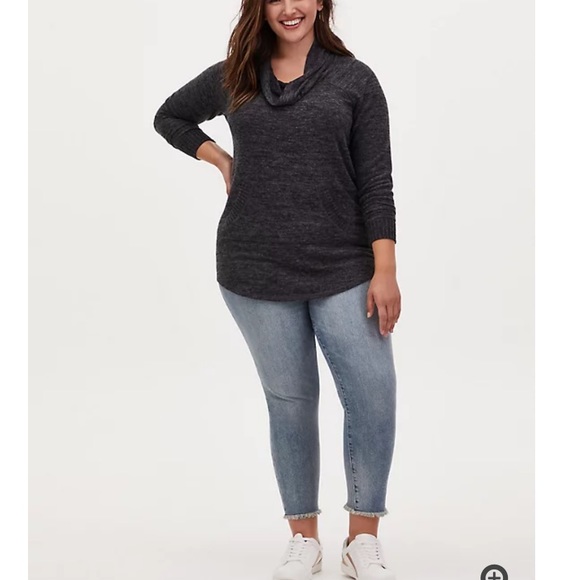 TORRID super soft plush cowlneck tunic sweatshirt - Picture 3 of 8